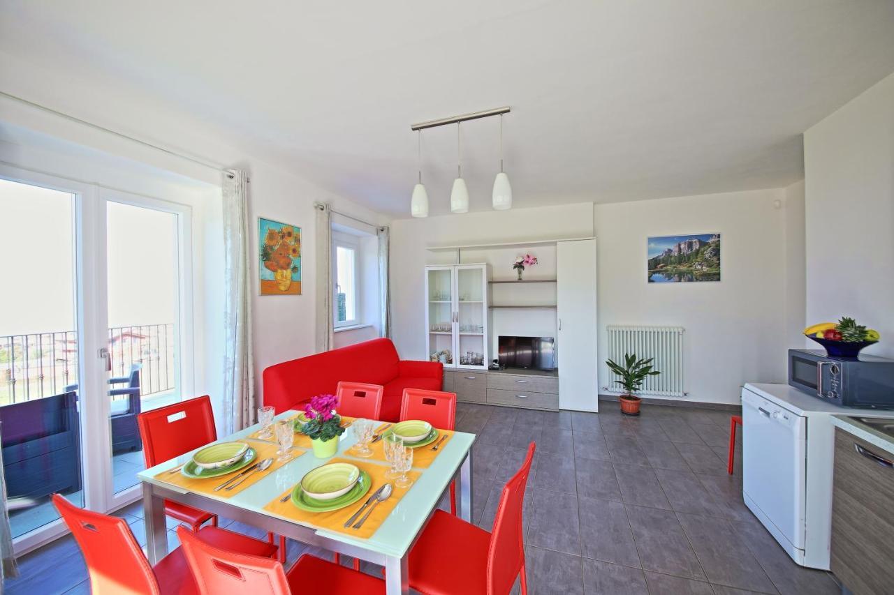 Legnoncino Holiday Home- Lake Como Colico Exterior foto